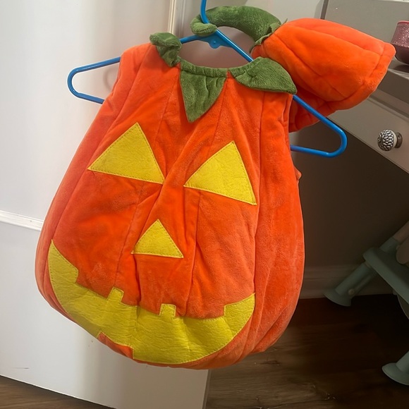 Pottery Barn Kids Costumes Pottery Barn Pumpkin Costume Poshmark